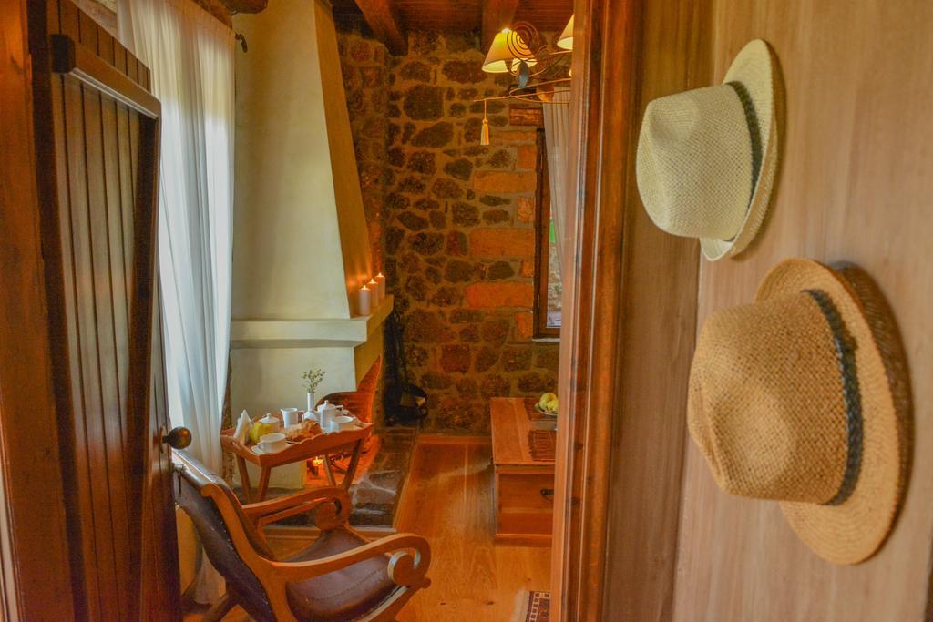 Nymfes Guesthouse Synikia Mesi Trikalon Bilik gambar