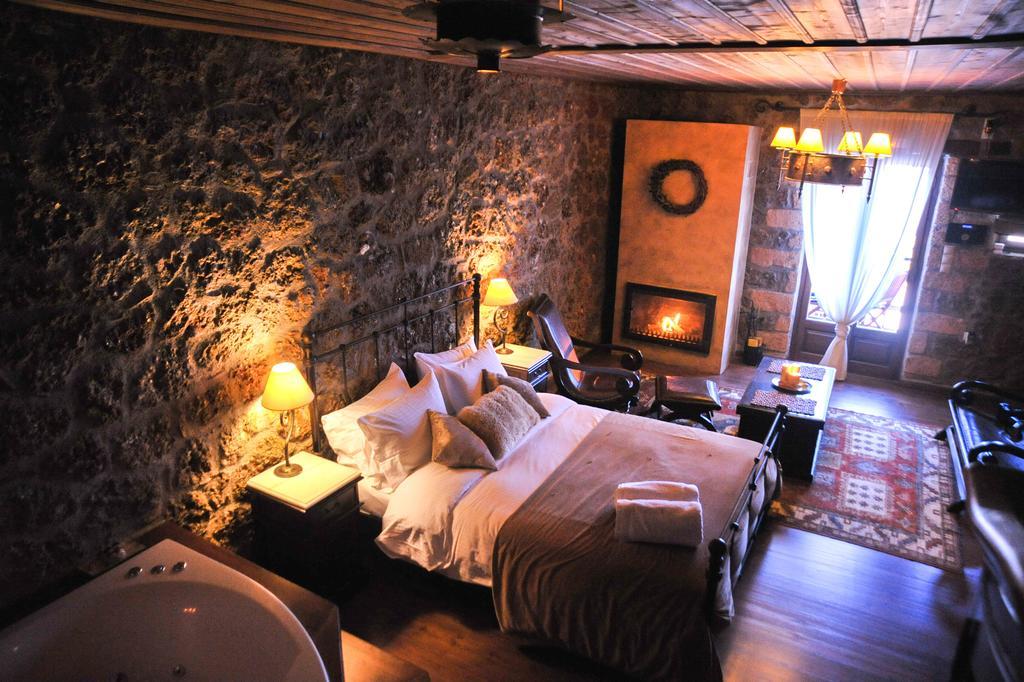 Nymfes Guesthouse Synikia Mesi Trikalon Bilik gambar