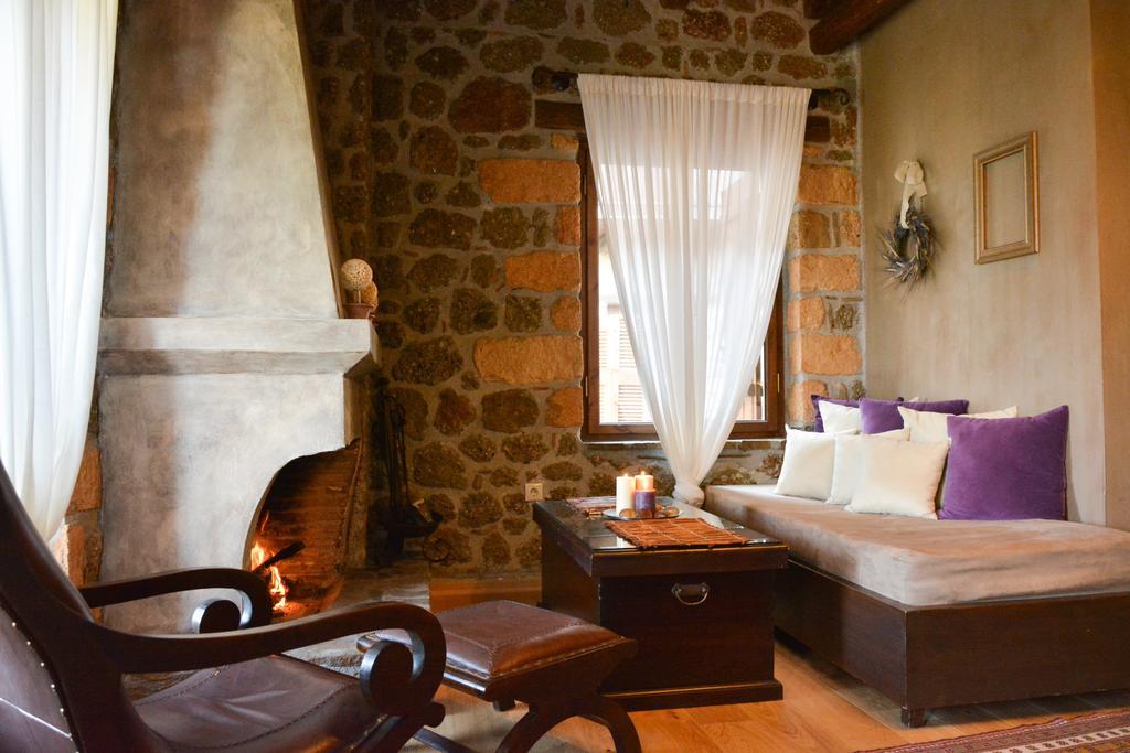 Nymfes Guesthouse Synikia Mesi Trikalon Bilik gambar