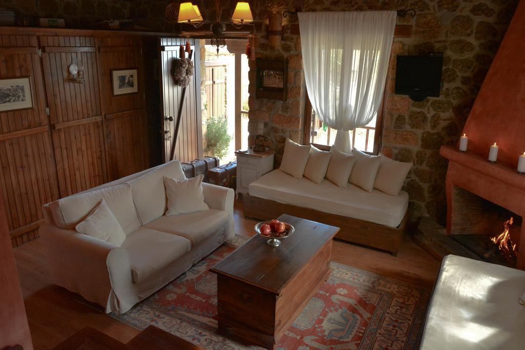 Nymfes Guesthouse Synikia Mesi Trikalon Luaran gambar