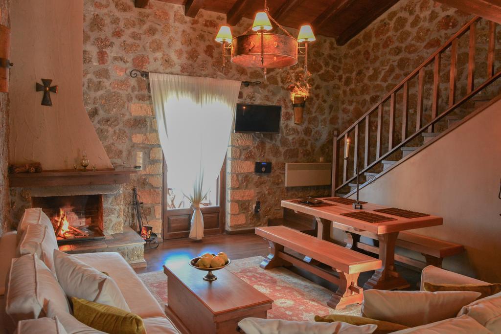 Nymfes Guesthouse Synikia Mesi Trikalon Bilik gambar
