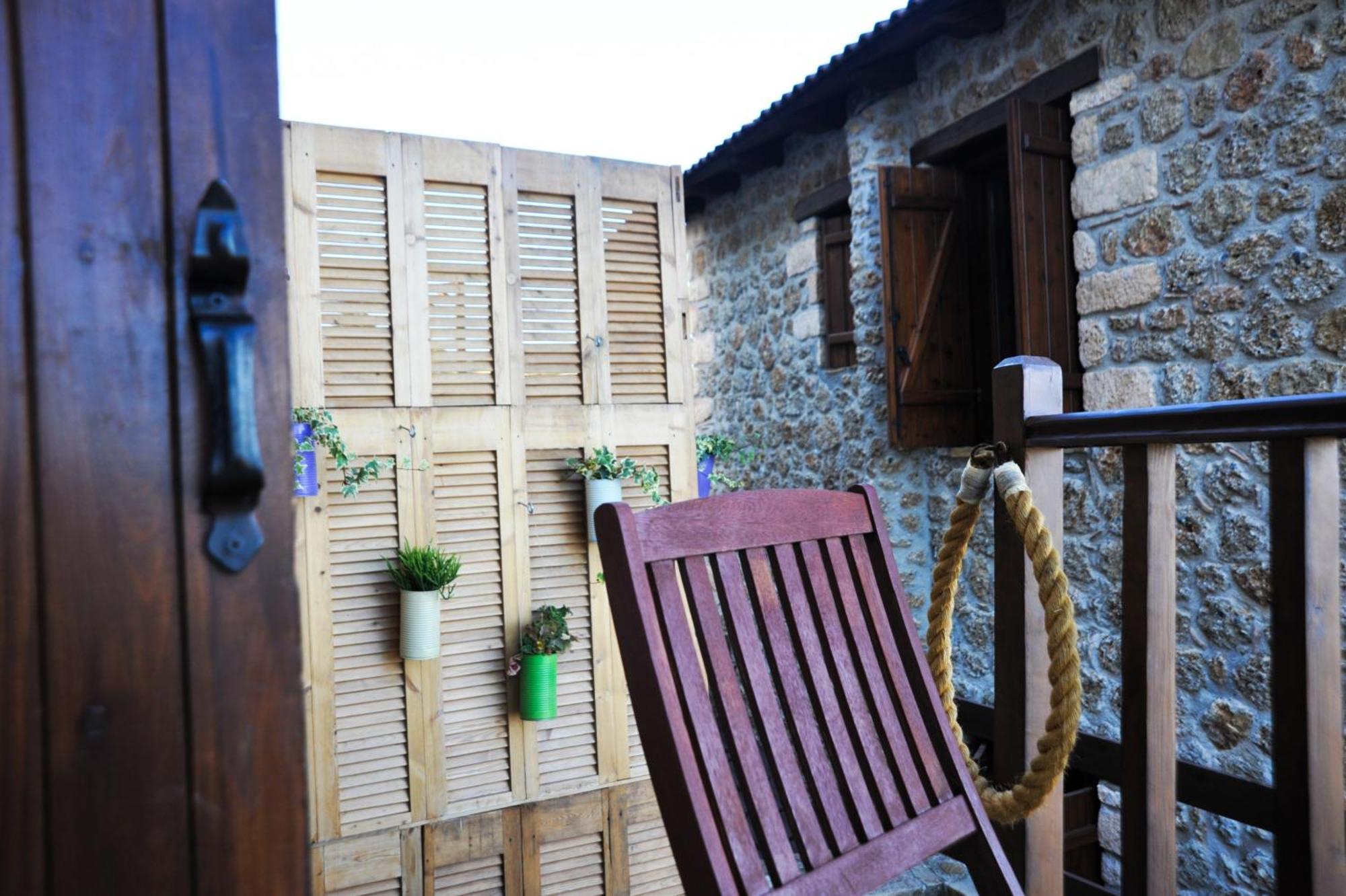 Nymfes Guesthouse Synikia Mesi Trikalon Bilik gambar