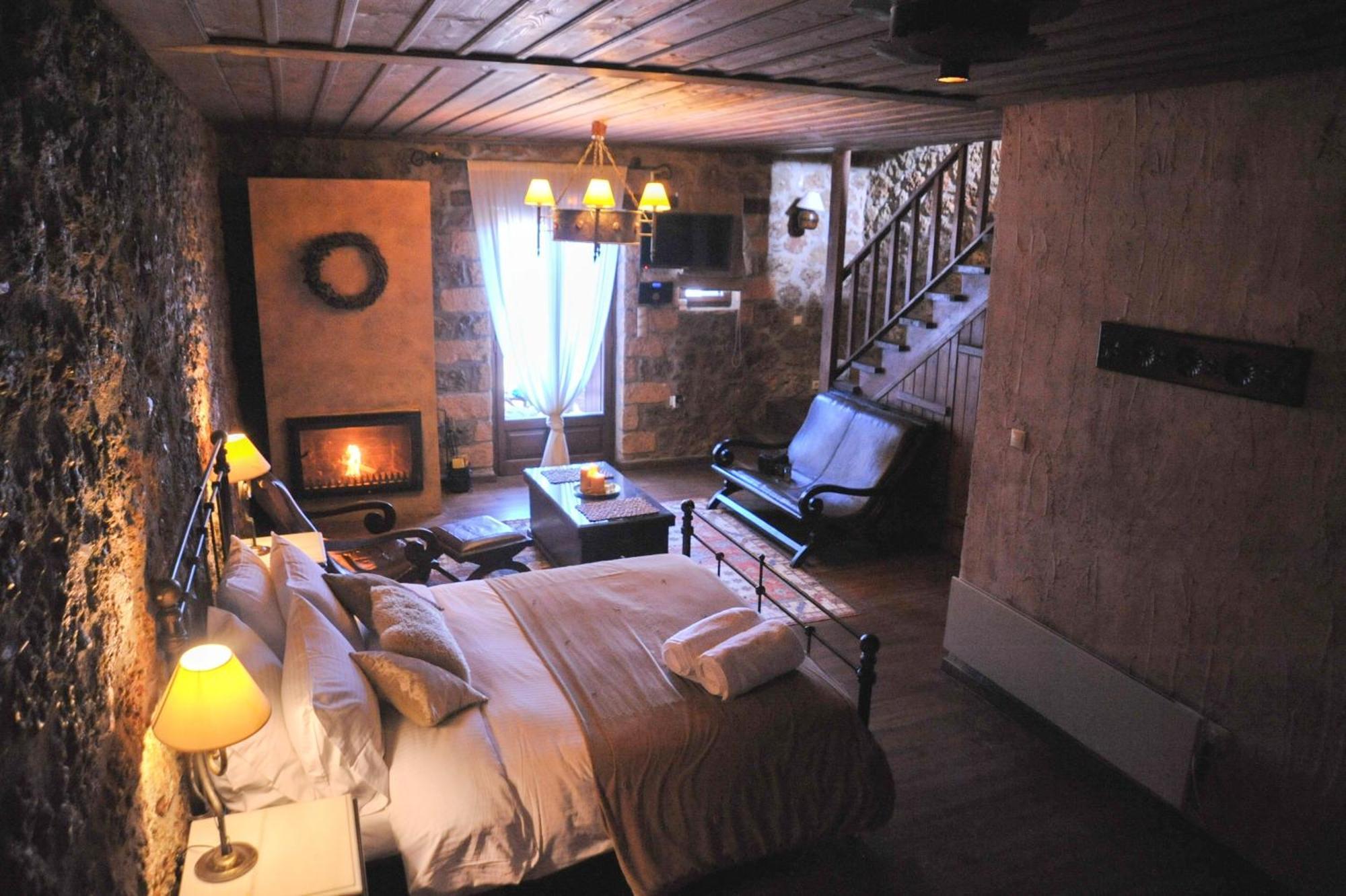 Nymfes Guesthouse Synikia Mesi Trikalon Bilik gambar